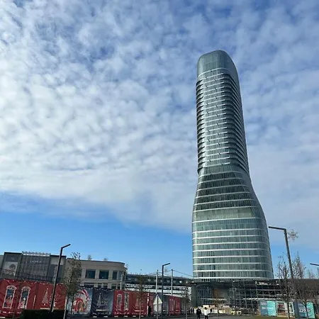 Skyway Waterfront Apartamento *